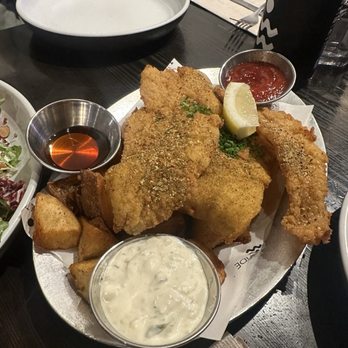 Local Tide - Fish and chips - Seafood Near Me - Seattle, Washington
