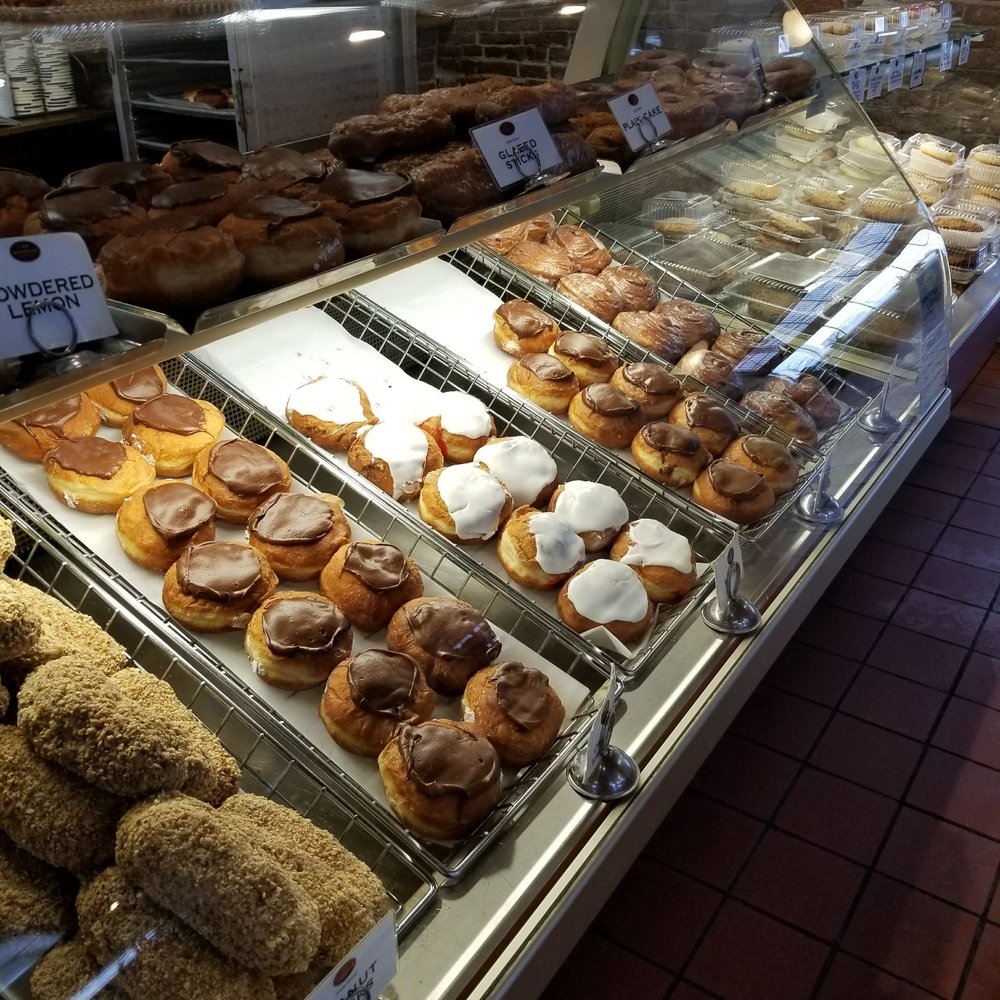 DiCamillo Bakery - ~BEST DONUTS - Bakeries Near Me - Williamsville, New York