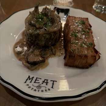 Meat & Potatoes - Filet Mignon (bleu cheese fondu / crispy pork belly / balsamic potatoes / confit shallot) - New American Near Me - Pittsburgh, Pennsylvania