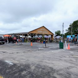 Lewisburg Farmers Market - Outside main entrance.