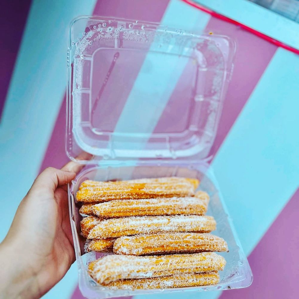 The Churro Cart Logo
