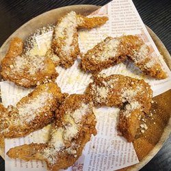 Pisces Coffee Hub - Garlic Parmesan chicken wings