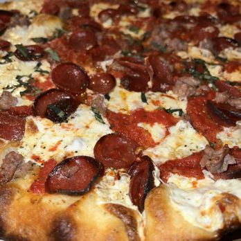 Turnpike Pizza - Pizza Near Me - Newington, Connecticut Turnpike Pizza - Pizza Near Me - Newington, Connecticut
