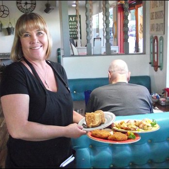 Mandy's Breakfast House - Meet Beverly, my friendly server, who delivered my amazing breakfast to me with a smile, and lots of friendly, "foodie" conversation. - Breakfast & Brunch Near Me - Sonora, California