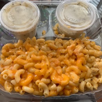 Triangle Deli - Macaroni & Cheese with double Potato Salad - Soul Food Near Me - New Orleans, Louisiana
