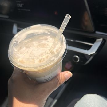 Intelligentsia Coffee - Iced vanilla latte, with Cold foam. Couldn't taste the vanilla, couldn't see the cold foam, espresso was bitter and watery. - Coffee & Tea Near Me - Santa Monica, California Intelligentsia Coffee - Iced vanilla latte, with Cold foam. Couldn't taste the vanilla, couldn't see the cold foam, espresso was bitter and watery. - Coffee & Tea Near Me - Santa Monica, California