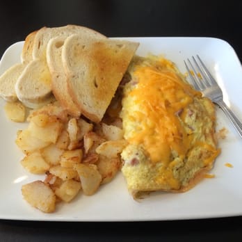 Break Your Fast - Ham n cheese omelette with potatoes and sour dough toast.  Non nom nom - American Near Me - Union City, California