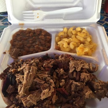 Papa Turney's - Brisket plate - Barbeque Near Me - Hermitage, Tennessee