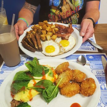 Annie's Cafe - Temecula - Brunch - Breakfast & Brunch Near Me - Temecula, California Annie's Cafe - Temecula - Brunch - Breakfast & Brunch Near Me - Temecula, California