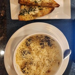 Eighteen Ninety Grille & Lounge - Escargot