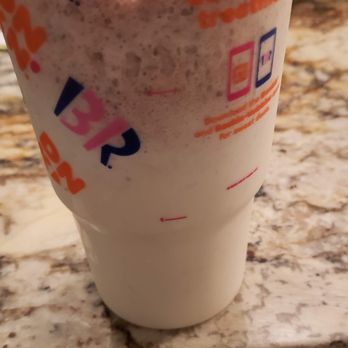 Baskin-Robbins - The gross foam at the top and just look at the bottom...completely white - Ice Cream & Frozen Yogurt Near Me - Macon, Georgia
