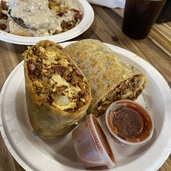 Beachin’ Biscuits - tsunami burrito - Breakfast & Brunch Near Me - Pismo Beach, California