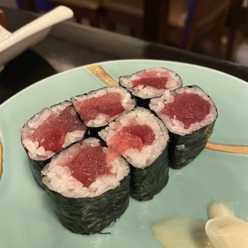 Yoshitsune Restaurant - Tuna maki - Japanese Near Me - Honolulu, Hawaii Yoshitsune Restaurant - Tuna maki - Japanese Near Me - Honolulu, Hawaii