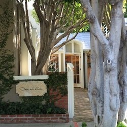 Oscar de la Renta - Oscar de la Renta Boutique, Melrose Place