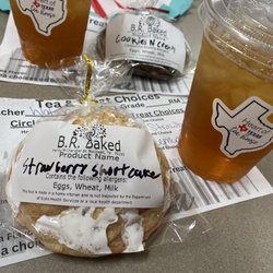 Heart of Texas Tea House - Strawberry Shortcake cookie and Heart of Texas Tea House iced tea