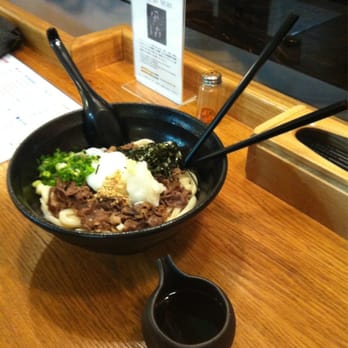 Sanukiya - Pour the hot broth on the udon and you are good to go! - Japanese Near Me - Paris, 75 Sanukiya - Pour the hot broth on the udon and you are good to go! - Japanese Near Me - Paris, 75