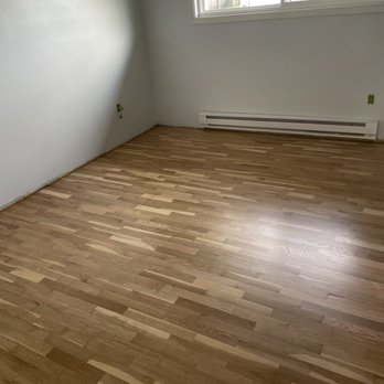 Expert Hardwood Floors - Finished product, sanded and sealed using a water base. - Flooring Near Me - Tacoma, Washington Expert Hardwood Floors - Finished product, sanded and sealed using a water base. - Flooring Near Me - Tacoma, Washington