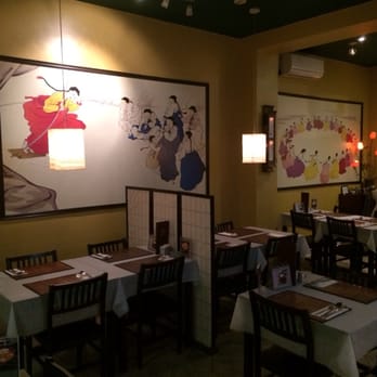 Restaurant Parfum De Corée - Beautifully decorated! - Korean Near Me - Rimouski, Quebec