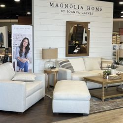 Living Spaces - Man oh man Joanna is the best at designing and options great style glad they have her @ Living Spaces.