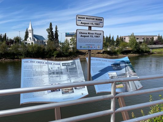 Golden Heart Plaza by null