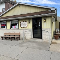 Schwalm's Restaurant - Facility exterior