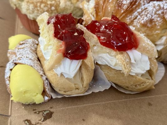 Bella-Napoli Italian Bakery by null