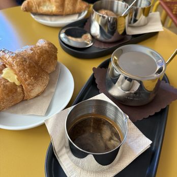 Cortese Cafe 900 - Affocato and croissants - Cafes Near Me - Florence, FI