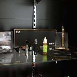 Stoke Electronic Cigarettes and Cigars - This is one of our Ego CE4 kits, this is a great kit and we have an excellent price making this one of our best buy items.