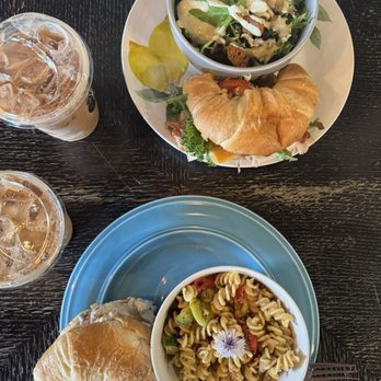Carnegie Coffee - Coffee & Tea Near Me - Carnegie, Pennsylvania