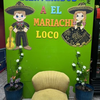 El Mariachi Loco - Dining area - Mexican Near Me - Tujunga, California El Mariachi Loco - Dining area - Mexican Near Me - Tujunga, California