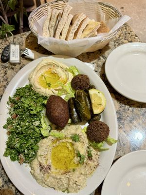 *مطعم القدس* Jerusalem Restaurant by null