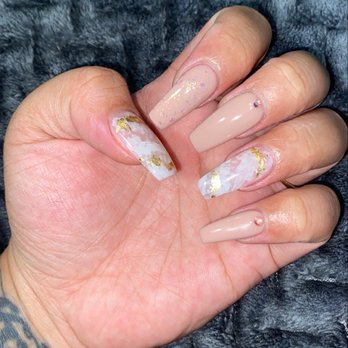 Waipio Nails - Nails done by Kim - Nail Salons Near Me - Waipahu, Hawaii