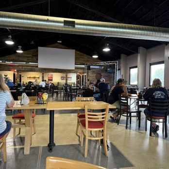 Arcadian Moon - Stage - Italian Near Me - Higginsville, Missouri