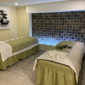 Natural Beauty - Beautiful relaxing rooms. - Skin Care Near Me - New York, New York