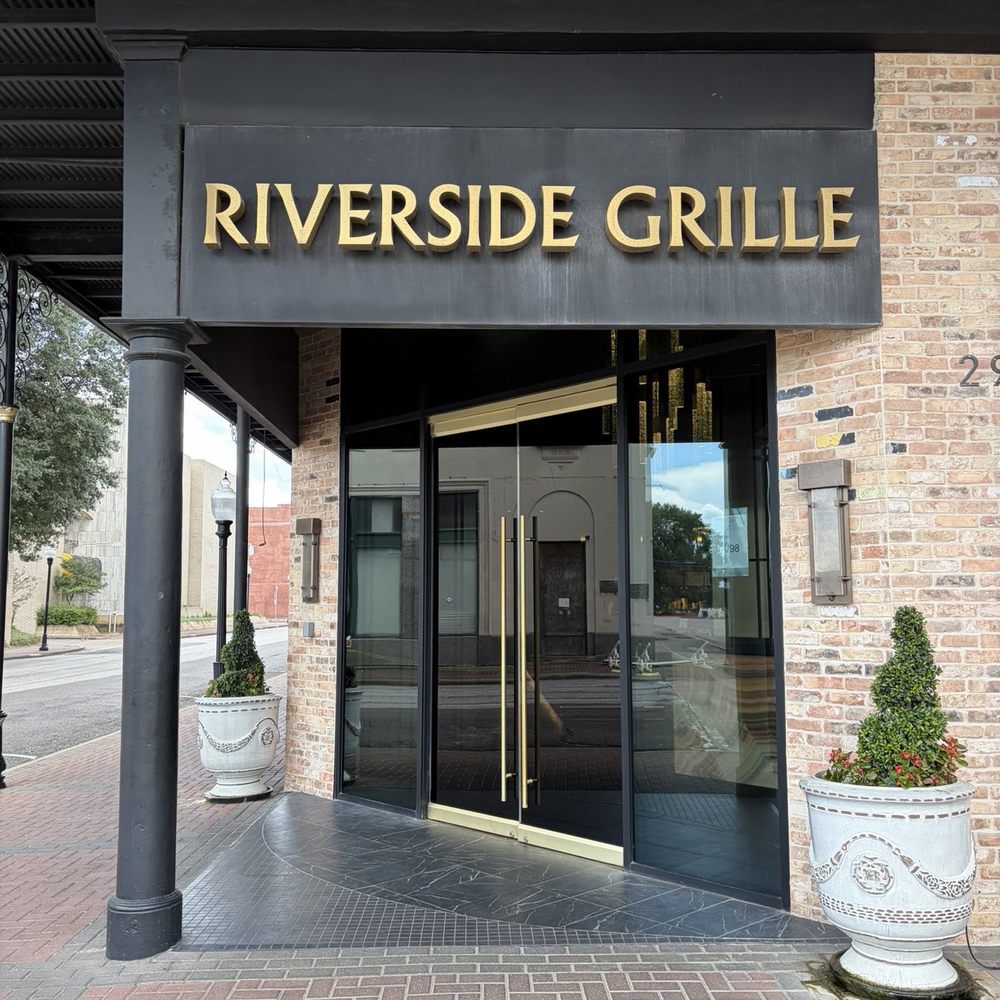 Riverside Grille - Outside front - American Near Me - Beaumont, Texas Riverside Grille - Outside front - American Near Me - Beaumont, Texas