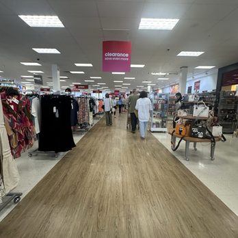 TJ Maxx & HomeGoods - Department Stores Near Me - Omaha, Nebraska TJ Maxx & HomeGoods - Department Stores Near Me - Omaha, Nebraska