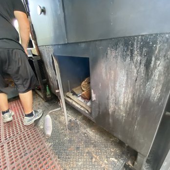 3 Flame BBQ - Pit- some nice cherry wood - Food Trucks Near Me