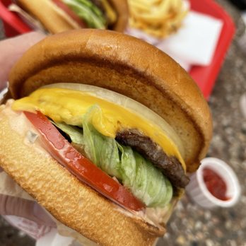 In-N-Out Burger - Burgers Near Me - La Quinta, California In-N-Out Burger - Burgers Near Me - La Quinta, California