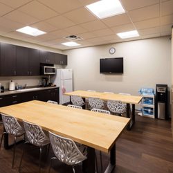 Essenmacher Family Dental: Lindsay Essenmacher, DDS