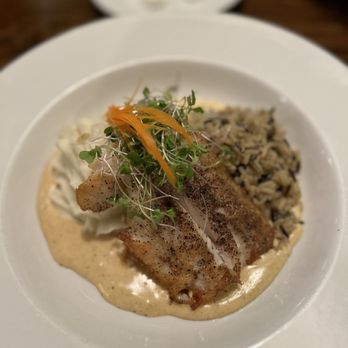 The Speakeasy Bar and Restaurant - Snapper Entree with a vegetable substitute. Was really good! - American Near Me - Luray, Virginia The Speakeasy Bar and Restaurant - Snapper Entree with a vegetable substitute. Was really good! - American Near Me - Luray, Virginia