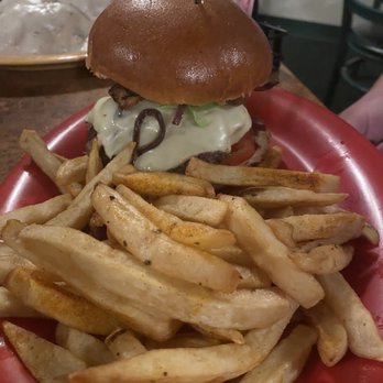Barrow's Cafe and Grill - This is the giant pile of fries that came with our California burger. Crispy with a side of house made ranch. - American Near Me - Sonora, California