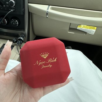 Ngoc Bich Jewelry - Jewelry Near Me - Westminster, California Ngoc Bich Jewelry - Jewelry Near Me - Westminster, California