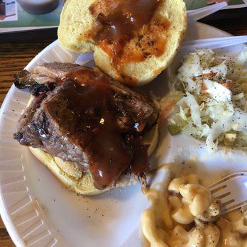 Jacks Bar-B-Que - Texas Beef Brisket jumbo sandwich, coleslaw, & mac & cheese. - Barbeque Near Me - Nashville, Tennessee Jacks Bar-B-Que - Texas Beef Brisket jumbo sandwich, coleslaw, & mac & cheese. - Barbeque Near Me - Nashville, Tennessee