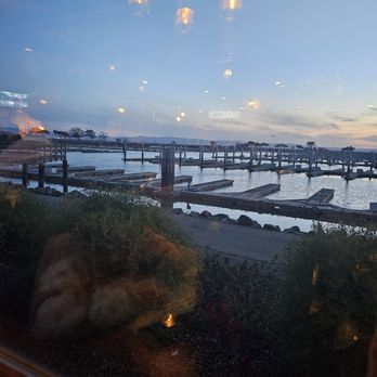 Horatio's - Seafood Near Me - San Leandro, California