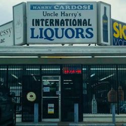 Uncle Harry's International Liquors - View of entrance