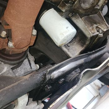 Grease Monkey - Had to jack up car and tighten filter and wipe off leaked oil. - Auto Repair Near Me - Pineville, North Carolina