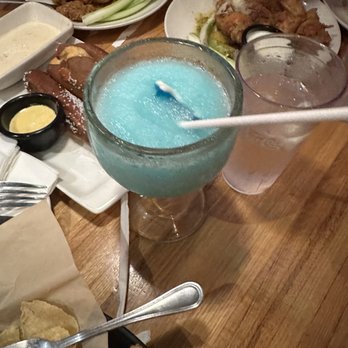 Applebee's Grill + Bar - Shark bowl drink - American Near Me - Shirley, New York