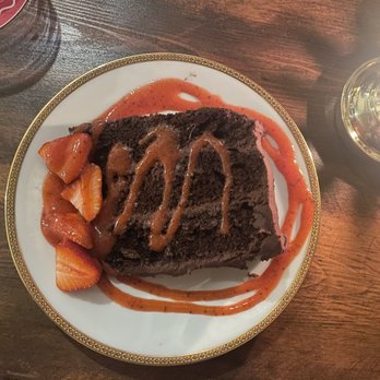 Sophie Feu De Bois - Chocolate cake - French Near Me - Vence, 06 Sophie Feu De Bois - Chocolate cake - French Near Me - Vence, 06