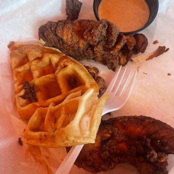 Freddie G's Chicken And Waffle - Chicken tenders and waffles - Waffles Near Me - St Louis, Missouri