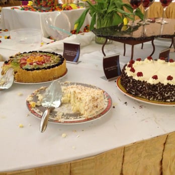 Robert's Restaurant & Terrace - Sweets Station - New American Near Me - Washington, DC, District of Columbia
